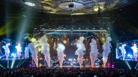 Suasana konser Billion Songs of Yovie Widianto.