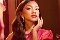 Penyanyi solo, Naura Ayu.