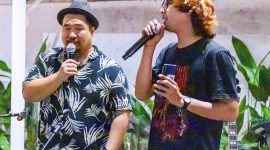 Duo MC Eno Suratno Wongsodimedjo (kanan) dan Ncek Gaul (kiri) di acara Swag Event. (Foto: I Wayan Bagiartana)