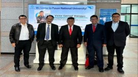 Direktur Jenderal Pengelolaan Ruang Laut, Kementerian Kelautan dan Perikanan Victor Gustaaf Manoppo melakukan kunjungan kerja dalam rangka penandatanganan perjanjian kerjasama dengan Universitas Nasional Pusan, Korea Selatan (2/6). Untuk mengembangkan teknologi pengelolaan sampah ramah lingkungan didampingi Staf Khusus Menteri Kelautan dan Perikanan bidang Hubungan Luar Negeri Edy Putra Irawadi, Kepala Pusat Riset Kelautan Hendra Yusran Siry dan Direktur Jasa Kelautan Miftahul Huda. (Foto: Humas KKP)