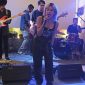 Penyanyi muda berbakat, Audi Kirana saat tampil di Boleh Gig. (Foto: Istimewa)