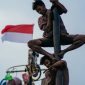 Ilustrasi panjat pinang kolosal. (Foto: Ancol Taman Impian)