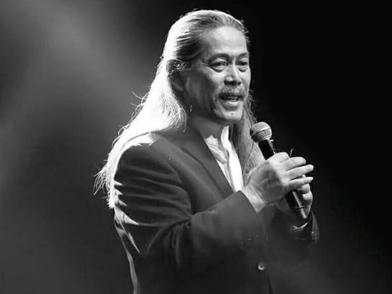 Musisi senior, Raden Darmawan Dajat Hardjakusumah, atau yang lebih dikenal sebagai Acil Bimbo. (Foto: Istimewa)