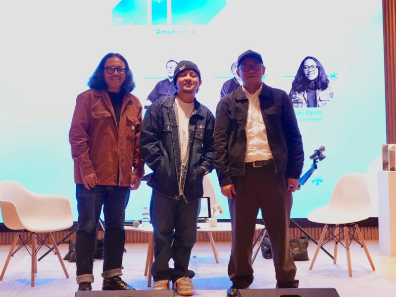 Jurnalis Shindu Alpito, rapper Tuan Tigabelas, dan musisi, Noor Kamil usai mengisi sesi di AIDEA Weeks 2025. (Foto: Istimewa)