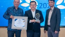 Bank Jakarta meraih penghargaan sebagai Golden Champion in Satisfaction, Loyalty, & Engagement pada ajang 8th Infobank Satisfaction, Loyalty, and Engagement 2026. (Foto: Istimewa)