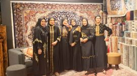 Personel grup nasyid SMA 3 Teladan, Jakarta, HASNA. (Foto: Aat)