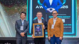 Bank Jakarta menerima penghargaan Indonesia 50 Best Chief Executive Officer Awards & Indonesia Best Chief Operations Officer Awards 2026 versi The Iconomics. (Foto: Istimewa)