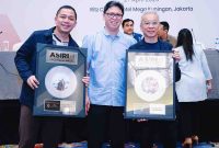 Musisi dan produser Ade Govinda sukses meraih 8 Platinum dari Asiri. (Foto: Istimewa)