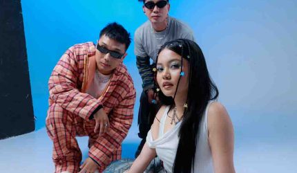 Tiga musisi Indonesia, Roni Joni, Rycko Ria, dan Naomi Ivo. (Foto: Istimewa)