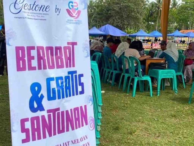 Suasana Tradisi Hajat Laut Pangandaran di kawasan Batu Karas, Jawa Barat. (Foto: Istimewa)